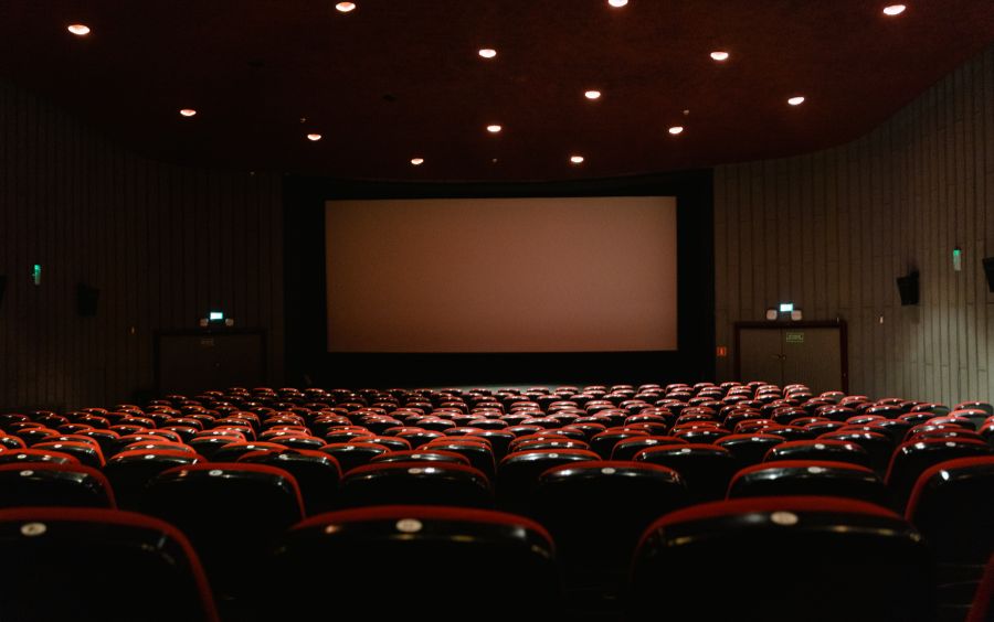 kinh doanh rạp chiếu phim, những điều cần chuẩn bị khi kinh doanh rạp chiếu phim, rạp chiếu phim 
